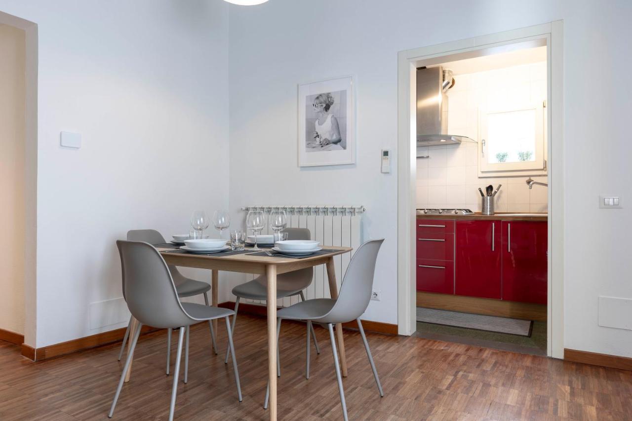 Charme In Santa Maria Novella Apartment ฟลอเรนซ์ ภายนอก รูปภาพ